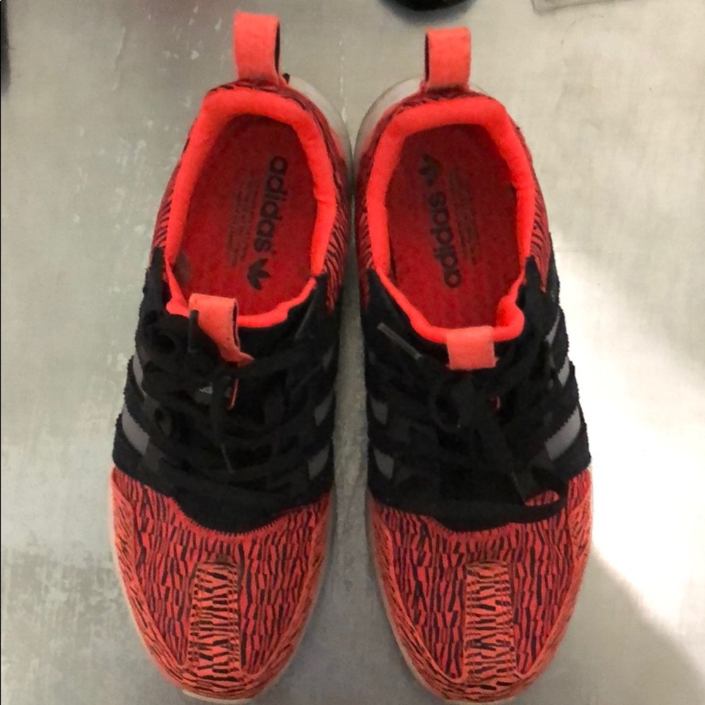 Adidas SL loop